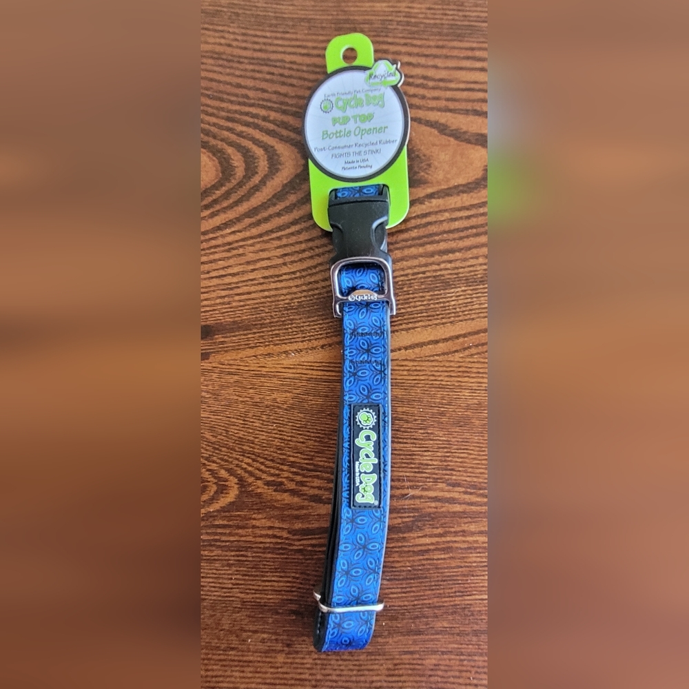 2 /$15  Cycle Dog Bottle Opener Pup Top Dog Collar Size 17" to 27"